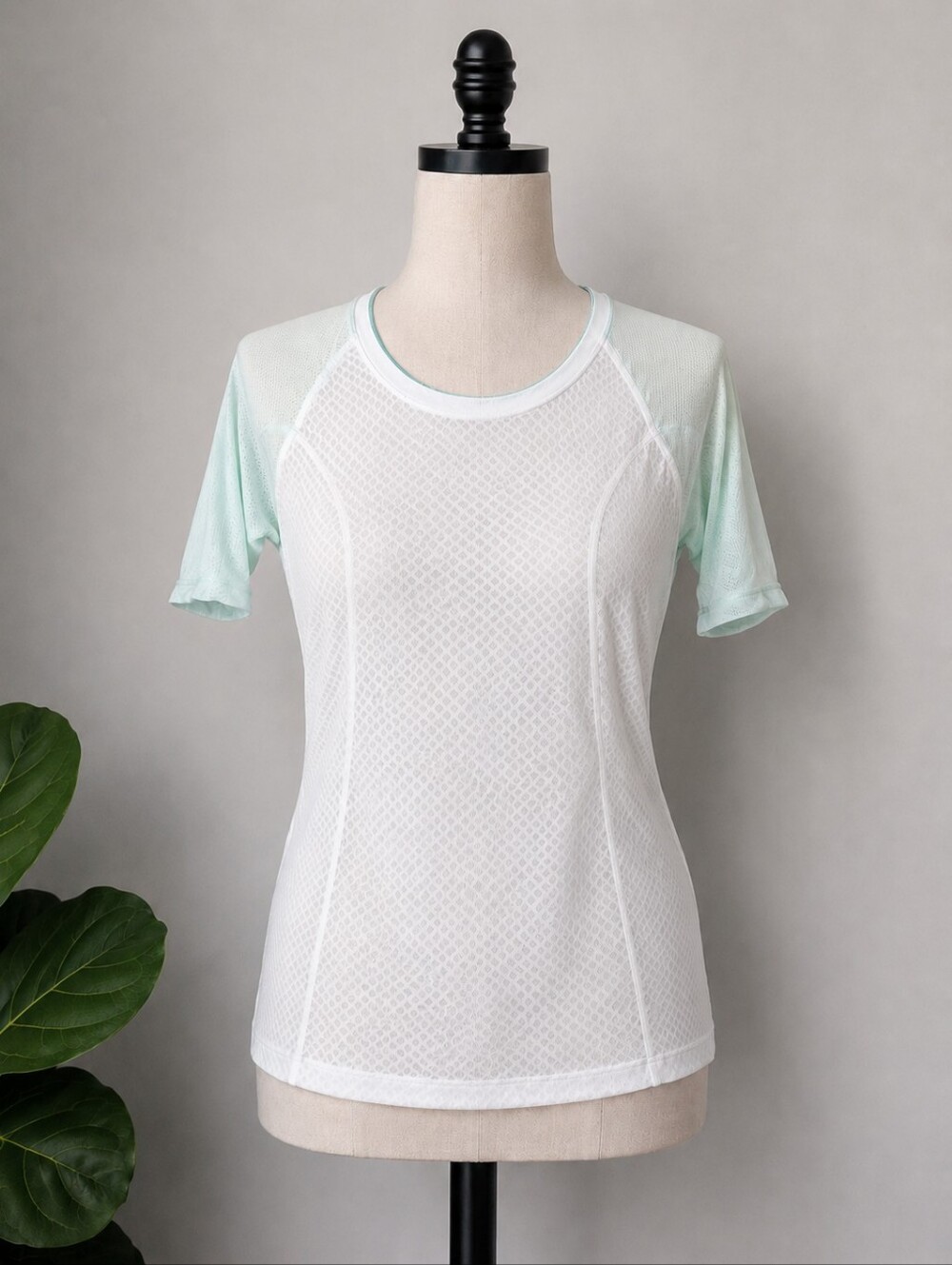 lululemon athletica White Top with Teal Trim